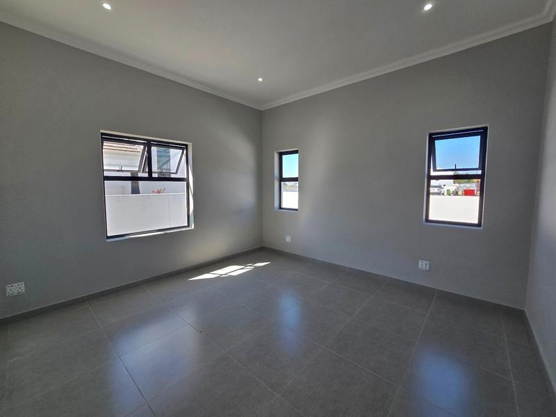 3 Bedroom Property for Sale in Shelley Point Western Cape